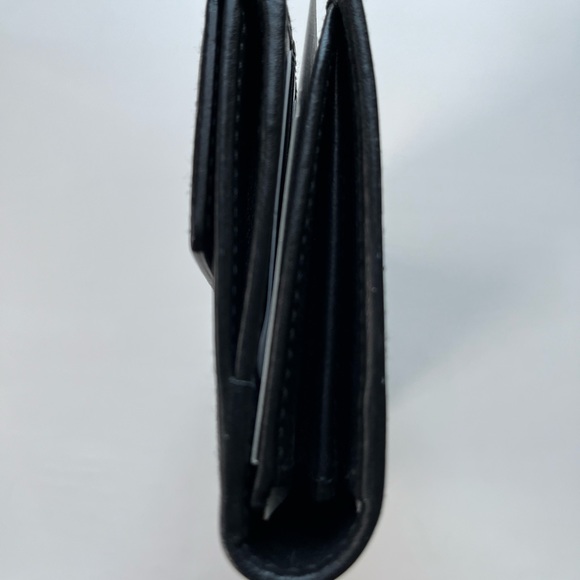 AUTHENTIC Gucci Black GG Canvas & Leather Heart Continental Wallet - Picture 5 of 7